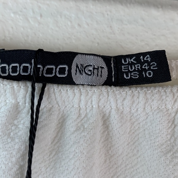 NWT Boohoo ivory strapless long line bandeau tunic + flare leg pull on pants set - Picture 8 of 11